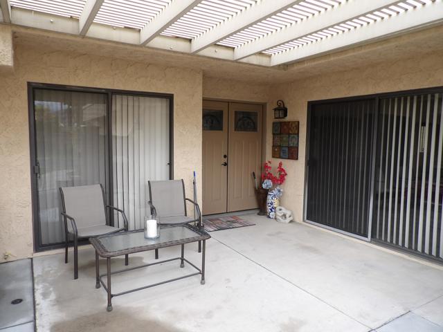 68732 Calle Tafalla, Cathedral City CA: https://media.crmls.org/mediaz/249df56e-7e88-4fc0-9413-89d0f135e212.jpg