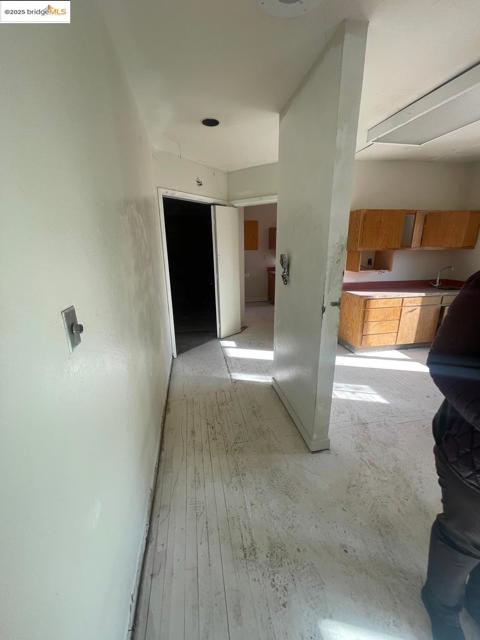 2890 Concord BLVD, Concord CA: https://media.crmls.org/mediaz/249e5361-6ba1-4656-bb54-c9feaa7d13c7.jpg