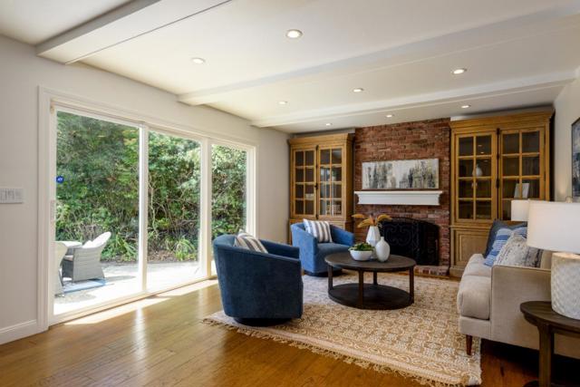 3125 Atwater Drive, Burlingame CA: https://media.crmls.org/mediaz/249e8ad9-4825-4a4f-9d35-9d1ee3e2d124.jpg