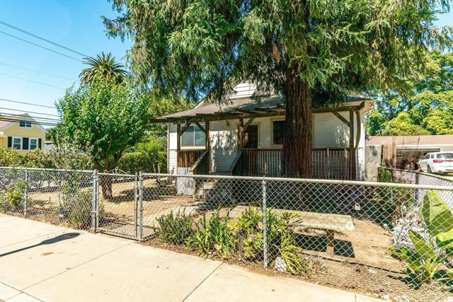 358 6th Street, Gilroy, California 95020, 3 Bedrooms Bedrooms, ,2 BathroomsBathrooms,Single Family Residence,For Sale,6th,ML81852443