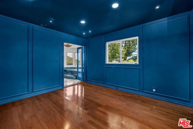 4 Bed Home for Sale in Los Angeles, California