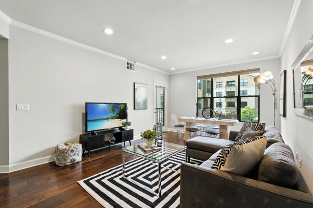 1001 Laurel Street, San Carlos CA: https://media.crmls.org/mediaz/24a160d6-72cc-432e-8dcf-1bbac29d3d1e.jpg