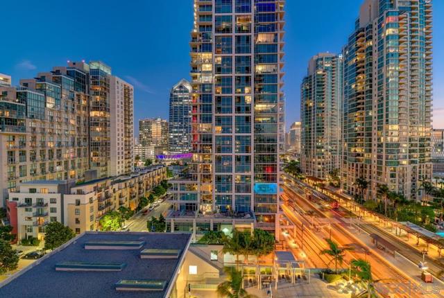 1388 Kettner Blvd, San Diego CA: https://media.crmls.org/mediaz/24a1eebe-0bfa-451e-8c62-9b219981d5be.jpg