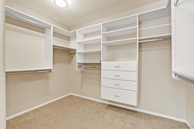1187 Avenida Azul, San Marcos CA: https://media.crmls.org/mediaz/24a2a7ff-bcf5-4d0b-889d-ee4eface21f5.jpg