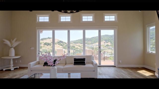21 Bigleaf Road, Orinda CA: https://media.crmls.org/mediaz/24a2c5d6-0c7d-4934-b2b7-017dc3965d28.jpg