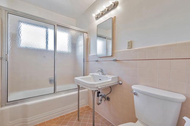 170 Hardwick Road, Woodside CA: https://media.crmls.org/mediaz/24a2e2dc-3e90-4e80-8163-cc699831b6e2.jpg