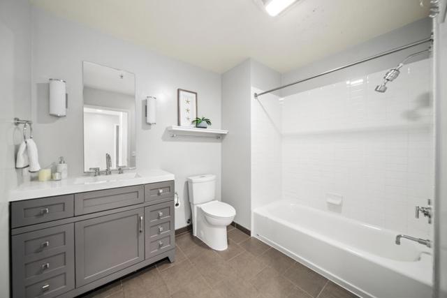 25 S 3rd Street, San Jose CA: https://media.crmls.org/mediaz/24a34188-8c66-4db5-90ea-13fc987bf484.jpg