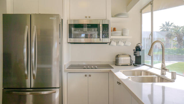 472 Sandpiper Street, Palm Desert CA: https://media.crmls.org/mediaz/24a3ae0a-475c-44d9-85eb-bea277cb8535.jpg