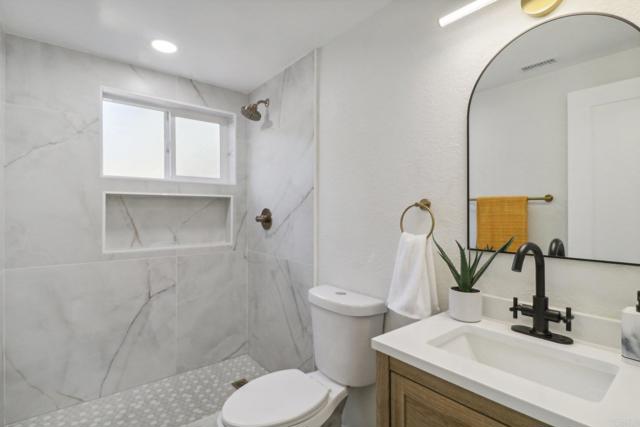 Image 11 of 75 For 2030 Chestnut Avenue
