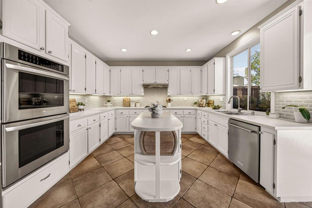 1650 Sagewood Way - photo 15