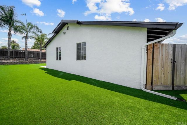 Detail Gallery Image 49 of 65 For 6461 Beaver Lake Ct, San Diego,  CA 92119 - 3 Beds | 2 Baths