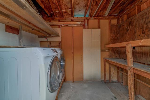 636 W 25th Street, Merced CA: https://media.crmls.org/mediaz/24a6c242-d830-48df-b8a3-d73a4d2ecfb2.jpg