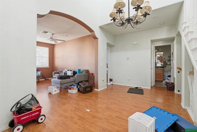 2284 Alicante, Chula Vista CA: https://media.crmls.org/mediaz/24a6e8d3-e41f-4b82-8650-6df2ba1412ee.jpg