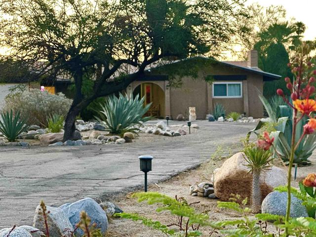 Detail Gallery Image 3 of 26 For 1471 De Anza Dr, Borrego Springs,  CA 92004 - 2 Beds | 2 Baths