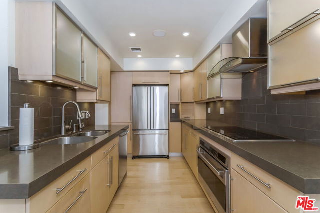 1221 N Kings Road, West Hollywood CA: https://media.crmls.org/mediaz/24a84054-8b01-4cad-90cc-251c87e5b2d6.jpg