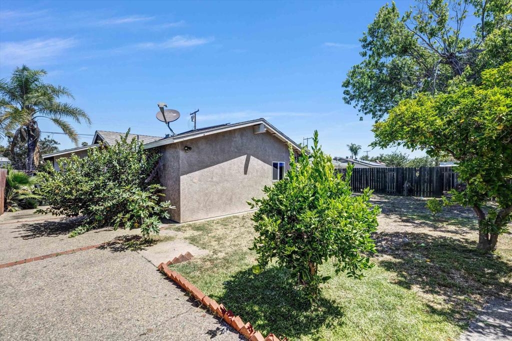 1351 Jefferson Avenue - photo 7
