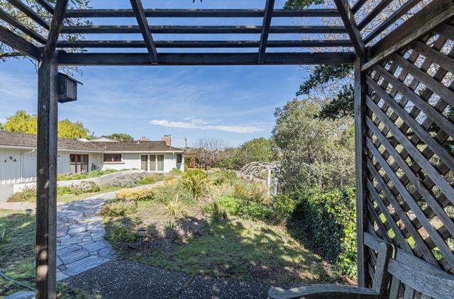 12 Mesa Del Sol, Salinas CA: https://media.crmls.org/mediaz/24a913d9-f78b-427a-9b2f-64d530803ab0.jpg