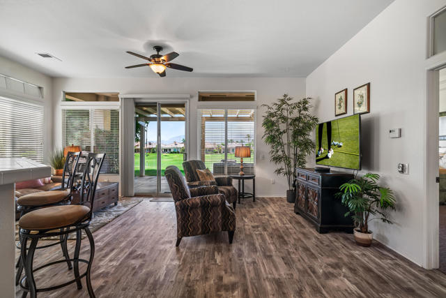44591 S Heritage Palms Drive, Indio CA: https://media.crmls.org/mediaz/24a9d23e-0cd7-48e9-b3c0-657f085ae92d.jpg