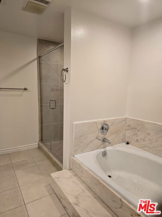 4444 Wilshire Boulevard, Los Angeles CA: https://media.crmls.org/mediaz/24aa0b1d-9ba6-4ea8-b37b-56ec8eaf13f5.jpg