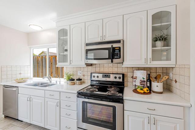 576 Albion Drive, San Jose CA: https://media.crmls.org/mediaz/24aabf70-6fb5-4027-b1b6-c0b22072f06e.jpg