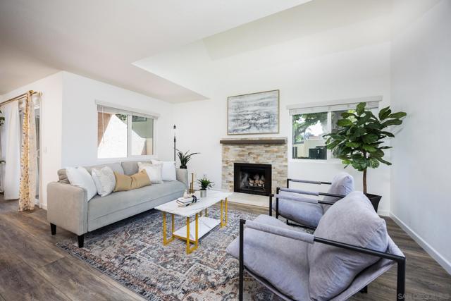 345 N Melrose Dr, Vista CA: https://media.crmls.org/mediaz/24aba895-4631-4a50-9256-6e6feab39547.jpg