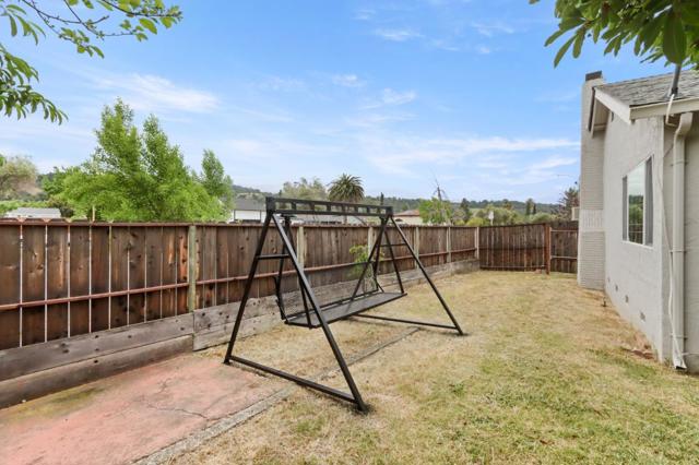 6094 Jacques, San Jose CA: https://media.crmls.org/mediaz/24accc44-37b7-4827-b1ca-0a2825ef21c7.jpg