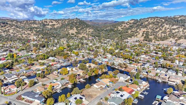 613 Bass Lane, Clearlake Oaks CA: https://media.crmls.org/mediaz/24ad36f9-d917-4a71-815e-34b4b5458b61.jpg