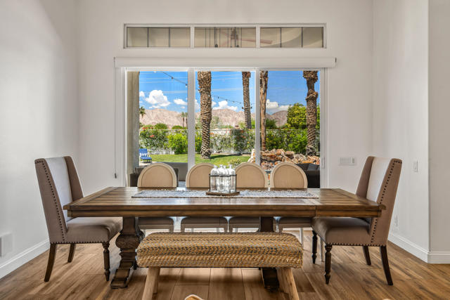 80030 Via Valerosa, La Quinta CA: https://media.crmls.org/mediaz/24aeabf2-482f-48d9-abf4-7b45102978bf.jpg