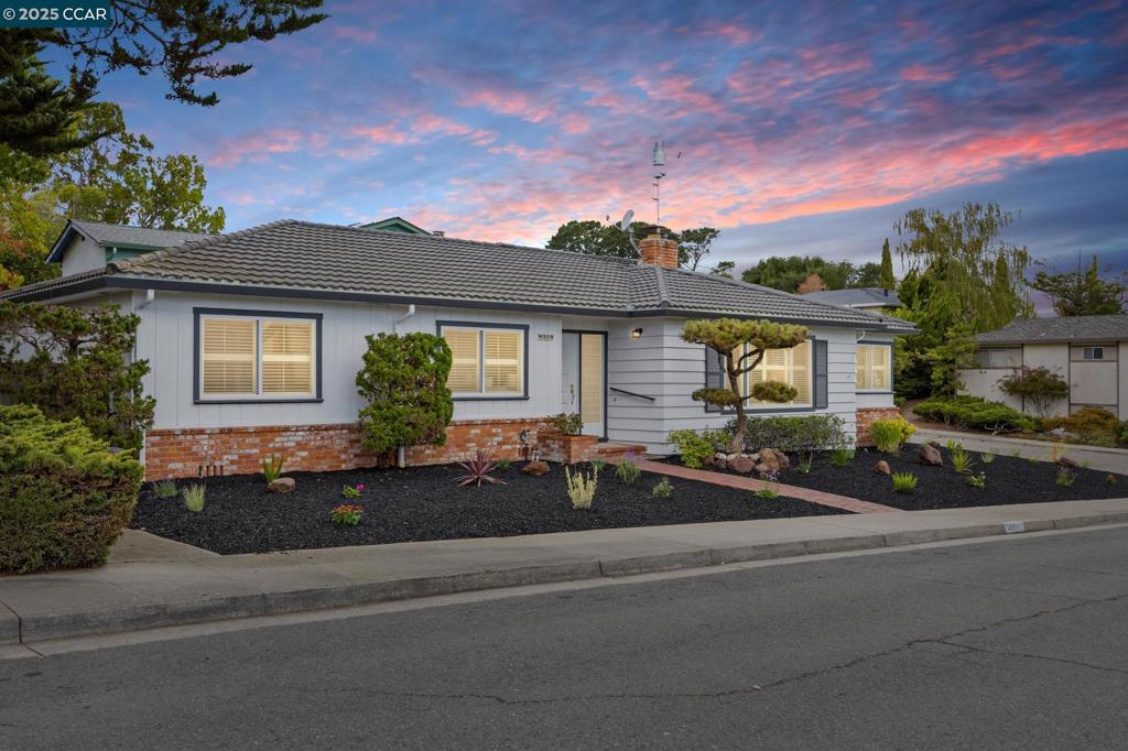 4904 Santa Rita Rd