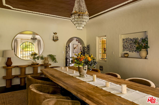 Image 9 of 44 For 5470 Los Feliz Boulevard