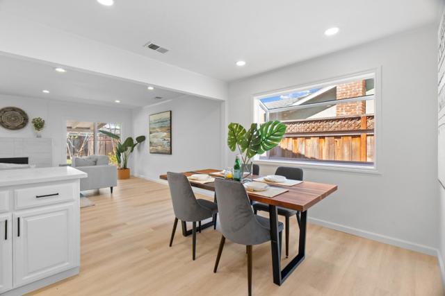 5571 Sunny Oaks Drive, San Jose CA: https://media.crmls.org/mediaz/24b08ccb-36db-4cc4-978d-206d3a6bb31a.jpg
