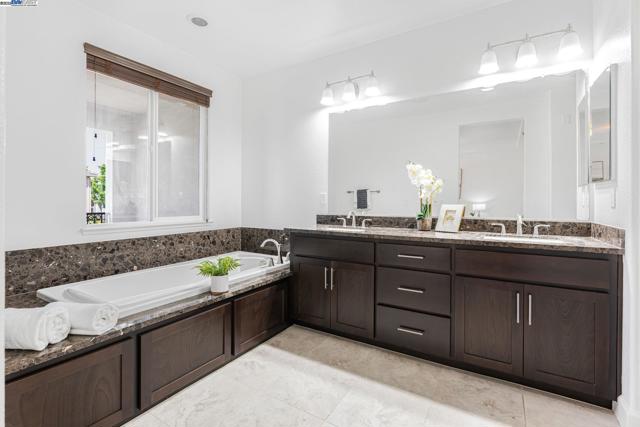 3340 Giovanni Way, Dublin CA: https://media.crmls.org/mediaz/24b0a56c-53a2-420f-a6a5-b445db42d74f.jpg