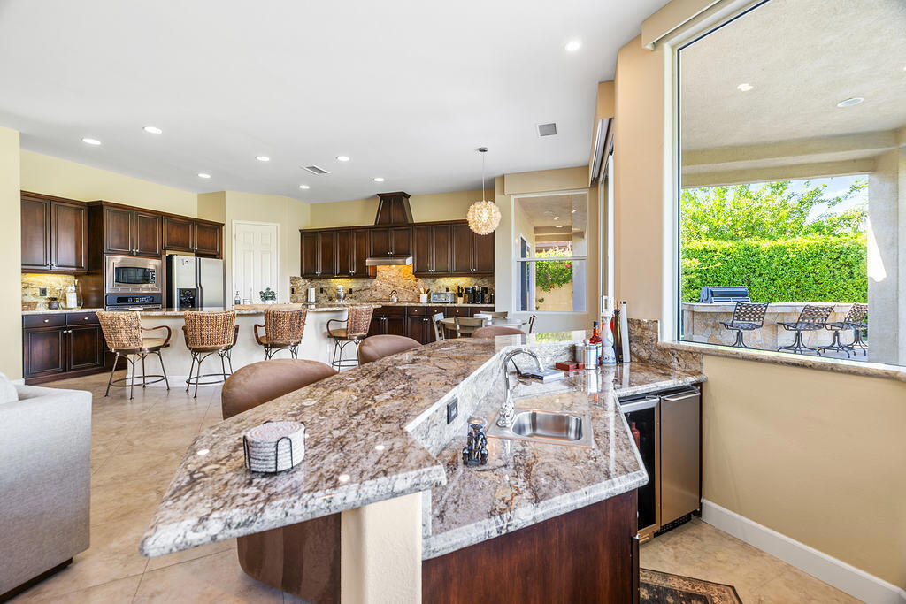 MLS #219149411DA image #10