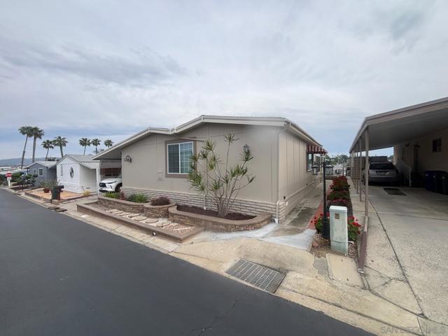 1930 W San Marcos Blvd, San Marcos CA: https://media.crmls.org/mediaz/24b1ba3b-75d5-4794-a17e-6b60e0731d8f.jpg