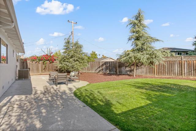 4035 W Rincon Avenue, Campbell CA: https://media.crmls.org/mediaz/24b20a13-1c4c-42ed-b83e-d0543fca8f52.jpg
