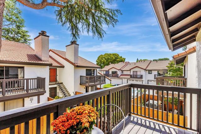 775 Williamsburg Way, Gilroy CA: https://media.crmls.org/mediaz/24b3d3d4-3dcc-4f1a-a971-5d2622cac8f3.jpg