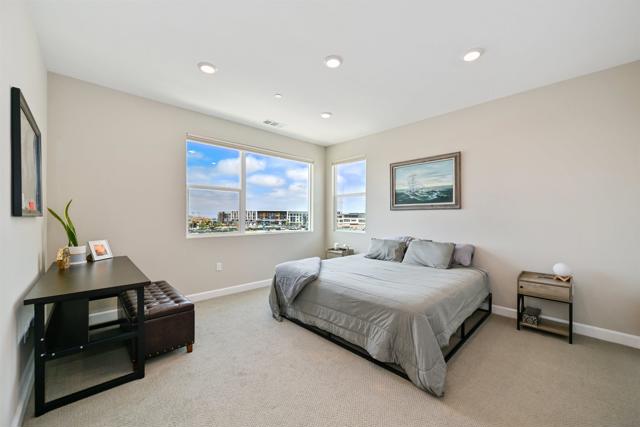 1855 Montage Ave, Chula Vista CA: https://media.crmls.org/mediaz/24b57115-1bb2-470b-b703-121fedb05597.jpg