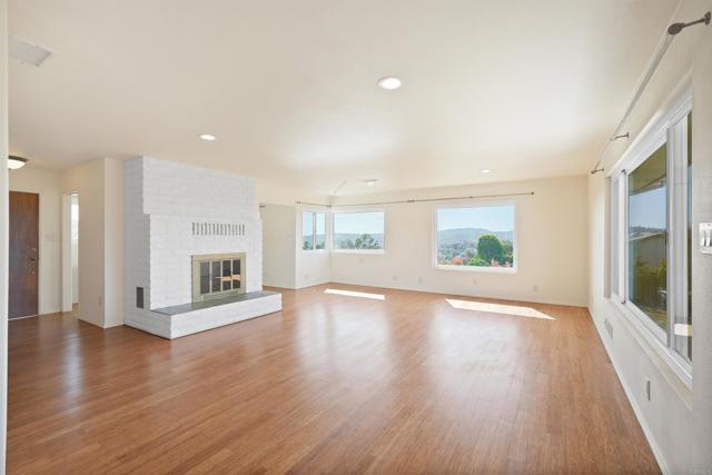 Detail Gallery Image 12 of 60 For 5884 Redondo Dr, Bonsall,  CA 92003 - 2 Beds | 2 Baths