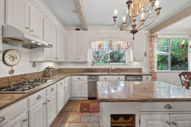 2314 Arcadian Shores Trail, Oxnard CA: https://media.crmls.org/mediaz/24b5d37d-9bb3-4e45-8c35-06b6b3c9dfae.jpg