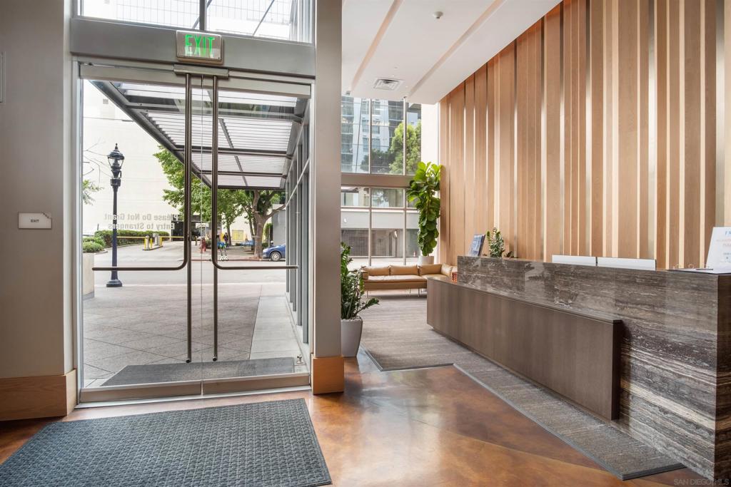 MLS #250033334SD img 34