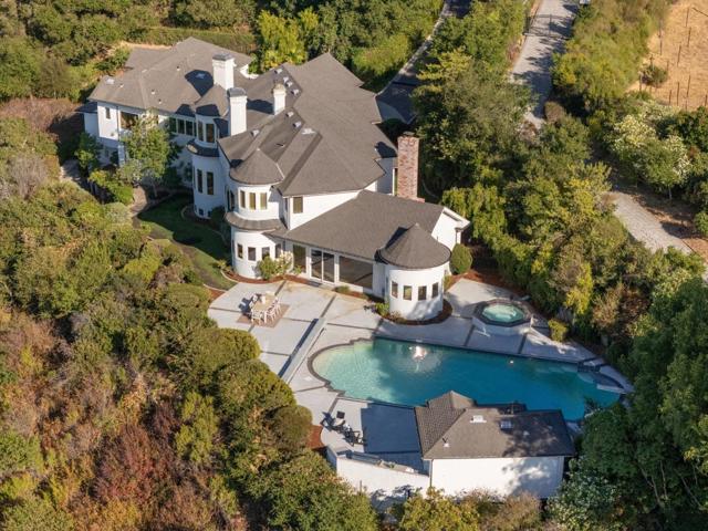 16383 Aztec Ridge Drive, Los Gatos CA: https://media.crmls.org/mediaz/24b6ea6b-8d13-4b4b-b479-55e84bf6bf3f.jpg