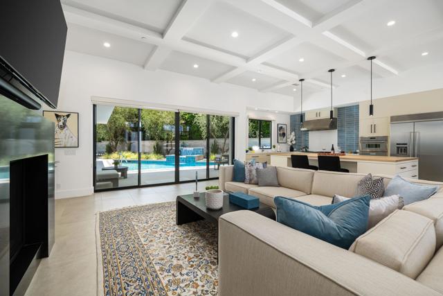 74846 Fox Hills Court, Palm Desert CA: https://media.crmls.org/mediaz/24b6ed0c-7162-4969-a15d-fbff213e47e5.jpg