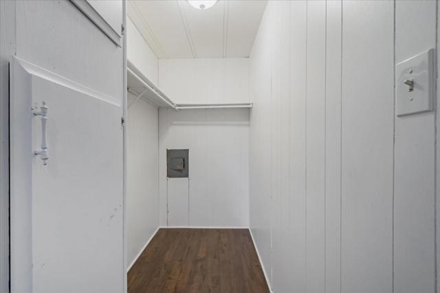 2151 Oakland Road, San Jose CA: https://media.crmls.org/mediaz/24b91621-98cf-4675-bd6b-6d3cea9910ef.jpg