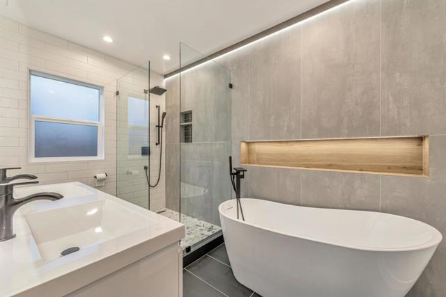 529 Hobart Avenue, San Mateo CA: https://media.crmls.org/mediaz/24b91aee-b8f3-4017-9657-3ce9bd3079eb.jpg