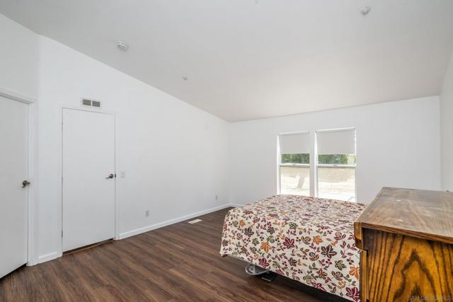 1525 Tea Rose Lane, Jacumba CA: https://media.crmls.org/mediaz/24b9ad78-fae7-49b7-a141-2af3fd241b0e.jpg