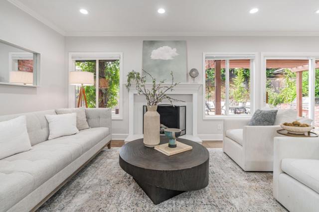 932 Pleasant Hill Road, Redwood City CA: https://media.crmls.org/mediaz/24ba02e5-bcb0-4575-895f-c3208e3a6384.jpg
