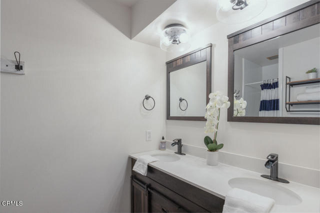 Detail Gallery Image 7 of 24 For 165 Burnham Rd, Oak View,  CA 93022 - 4 Beds | 2 Baths