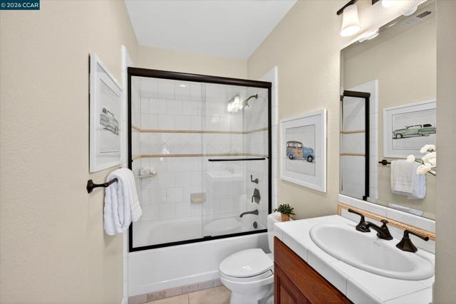 Image 46 of 60 For 3 Brooktree Dr