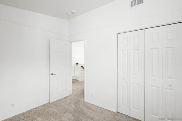 1614 Wesley Way, Vista CA: https://media.crmls.org/mediaz/24bb5149-9ec4-4e4a-94df-6c01e25f8c4b.jpg