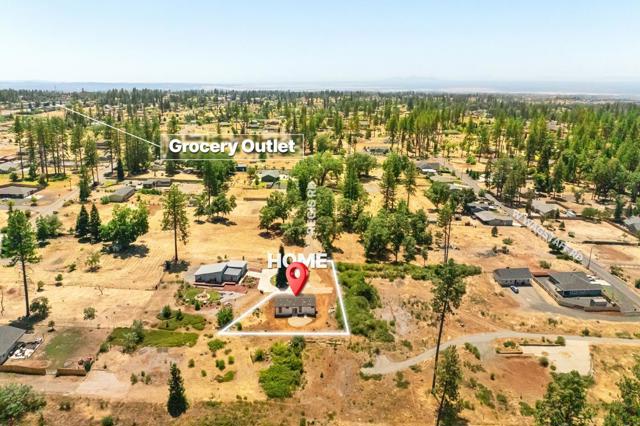 6282 Regis Road, Paradise CA: https://media.crmls.org/mediaz/24bb7ffa-ad9b-4c1f-8950-62dd4e8cdae7.jpg
